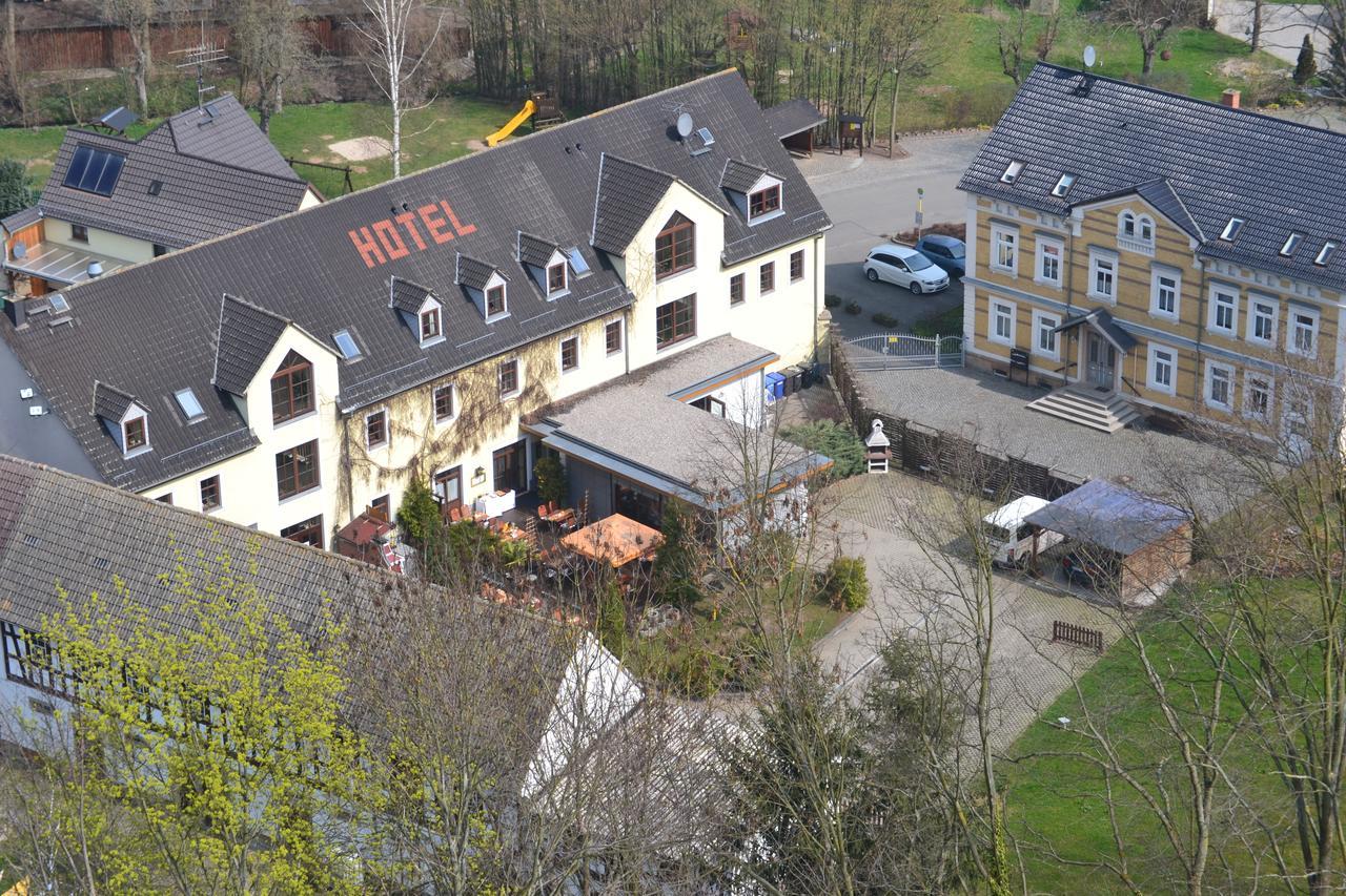 Elegant-Hotel "Zur Burg" Posterstein Exteriér fotografie